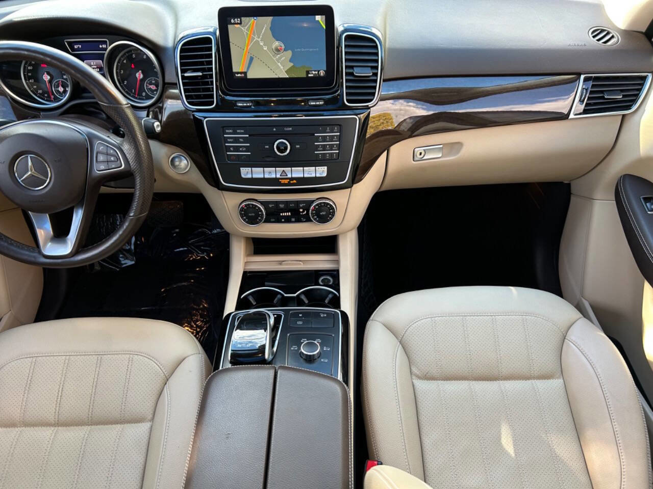 Used 2016 Mercedes-Benz GLE 350 4MATIC w/ Premium Package image 13