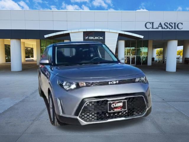 Used 2024 Kia Soul LX w/ Option Group 015 image 2