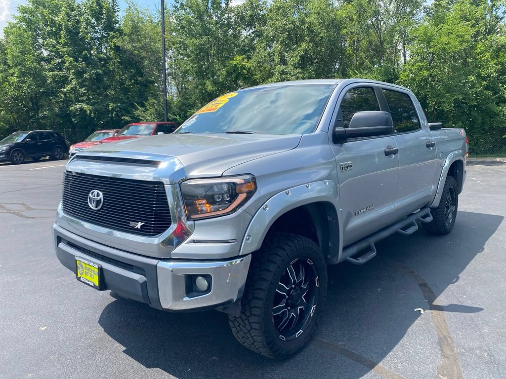 Used 2015 Toyota Tundra SR5 w/ SR5 Upgrade Package AWD/4WD image 3