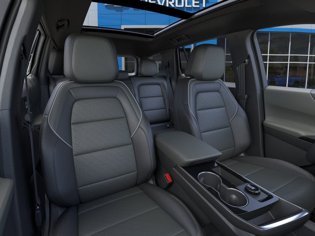 New 2026 Chevrolet Equinox LT w/ Convenience Package II AWD/4WD image 16