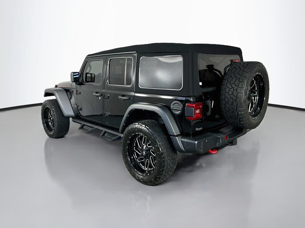Used 2022 Jeep Wrangler Unlimited Rubicon w/ LED Lighting Group AWD/4WD image 5