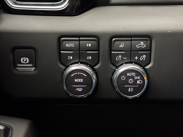New 2026 GMC Sierra 2500 Denali w/ Denali Reserve Package AWD/4WD image 23