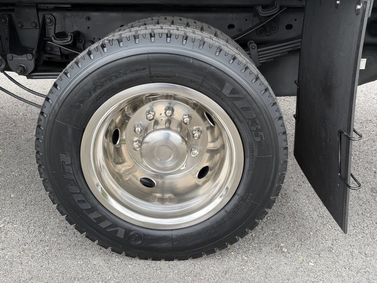 Used 2021 Ford F550 4x4 Regular Cab Super Duty image 27