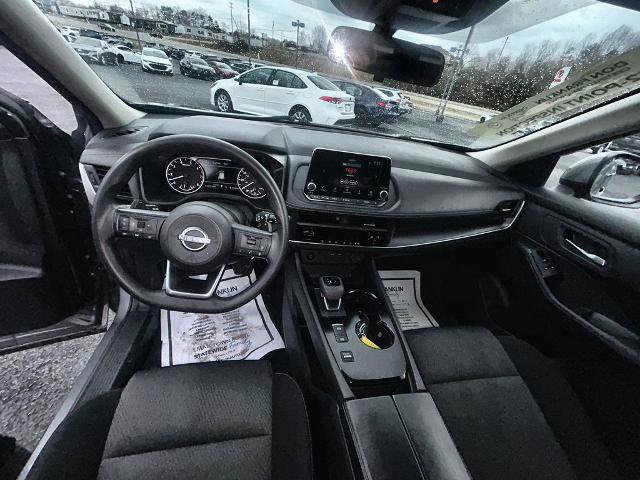 Certified 2024 Nissan Rogue SV FWD image 10