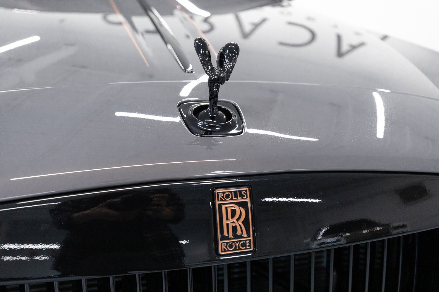 Used 2018 Rolls-Royce Wraith RWD image 40