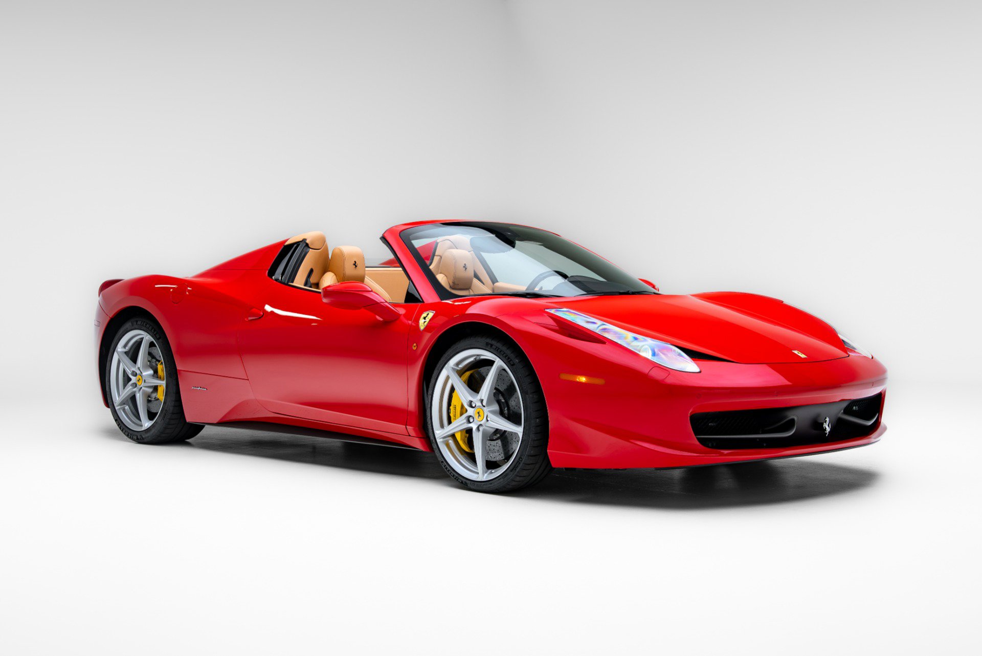 Used 2014 Ferrari 458 Spider RWD image 8