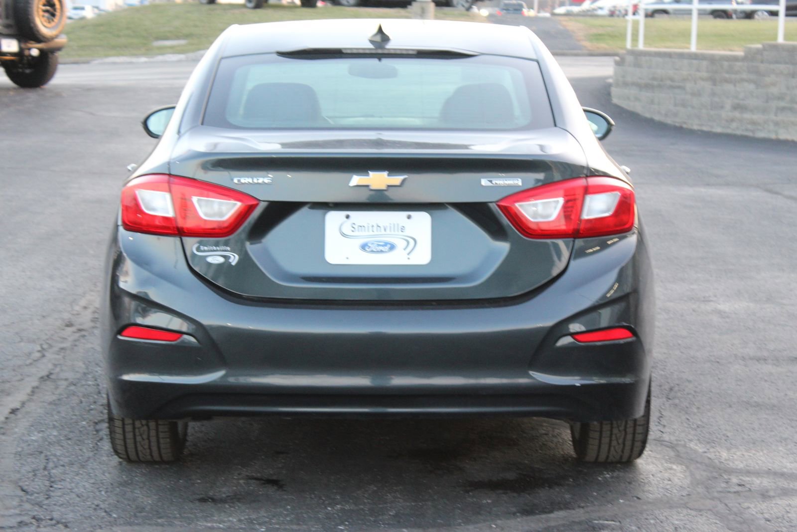 Used 2017 Chevrolet Cruze Premier image 5
