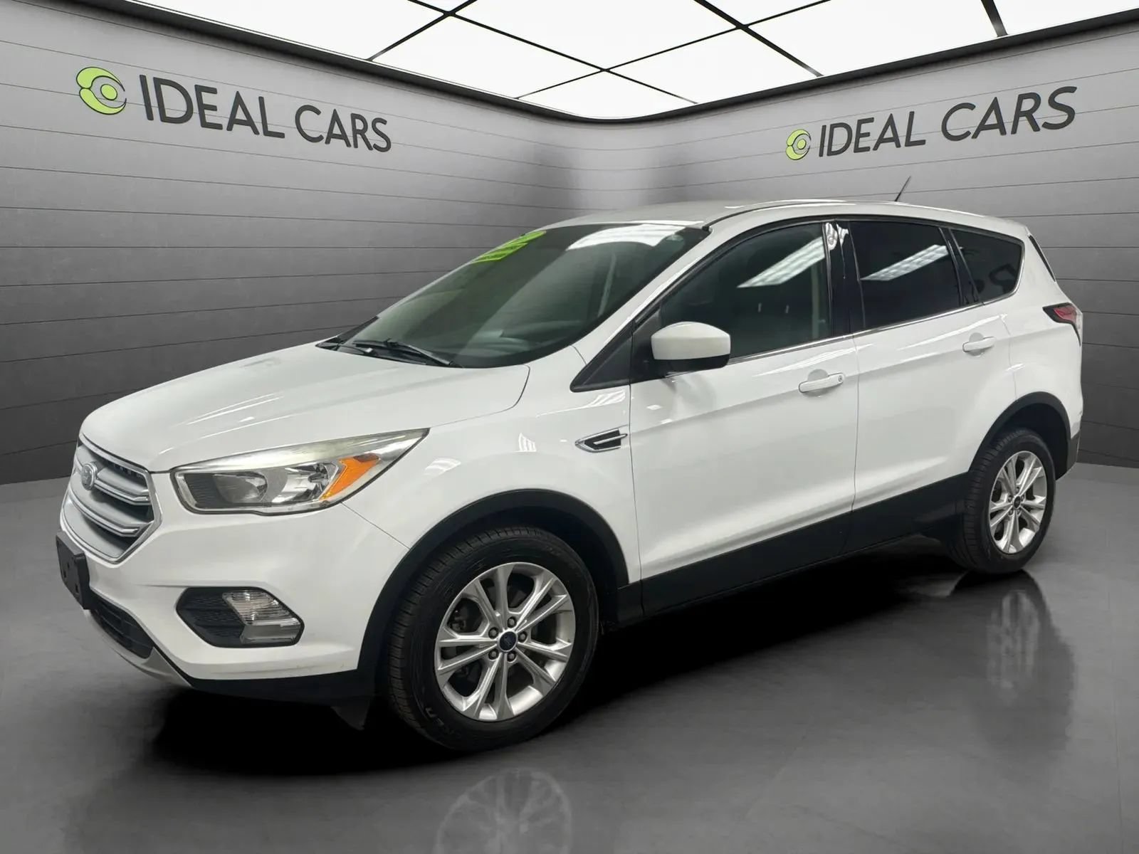 Used 2017 Ford Escape SE