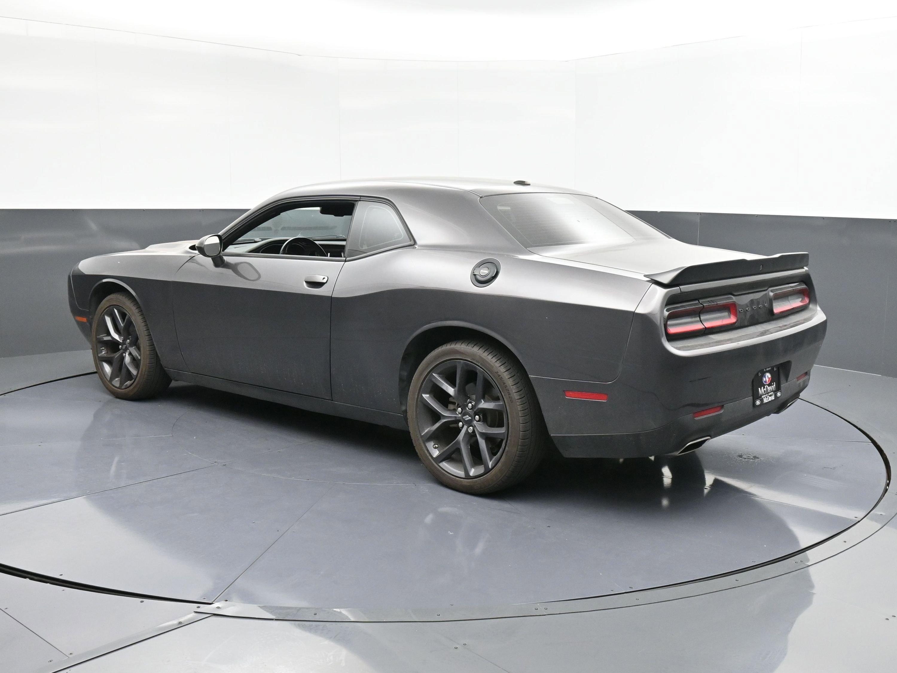Used 2023 Dodge Challenger SXT w/ Blacktop Package image 6