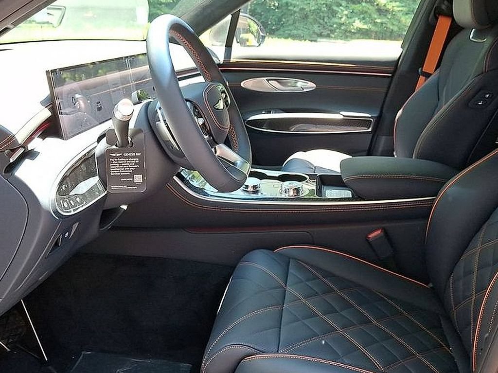 New 2026 Genesis GV70 3.5T Sport Prestige AWD/4WD image 15