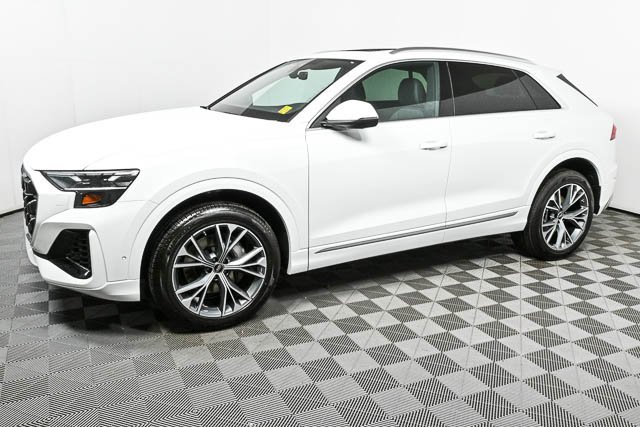 New 2025 Audi Q8 Premium image 4