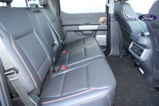 New 2026 Ford F250 Lariat w/ Black Appearance Package image 8