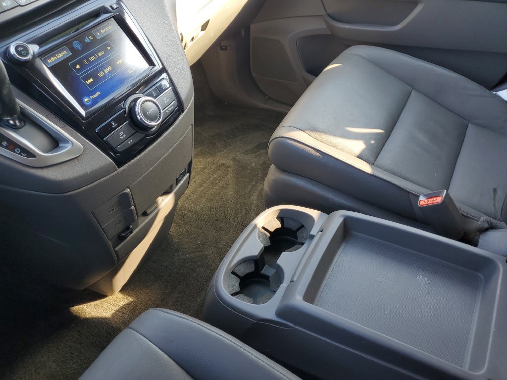 Used 2014 Honda Odyssey EX-L image 27