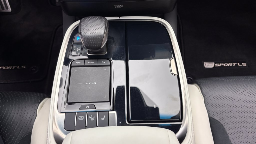Used 2022 Lexus LS 500 F Sport AWD/4WD image 33