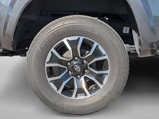 Used 2020 Toyota Tacoma TRD Sport image 21