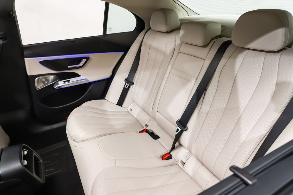 New 2026 Mercedes-Benz E 350 4MATIC Sedan image 11