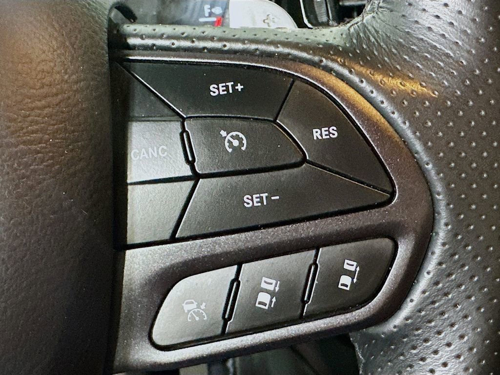 Used 2024 Dodge Durango R/T image 25