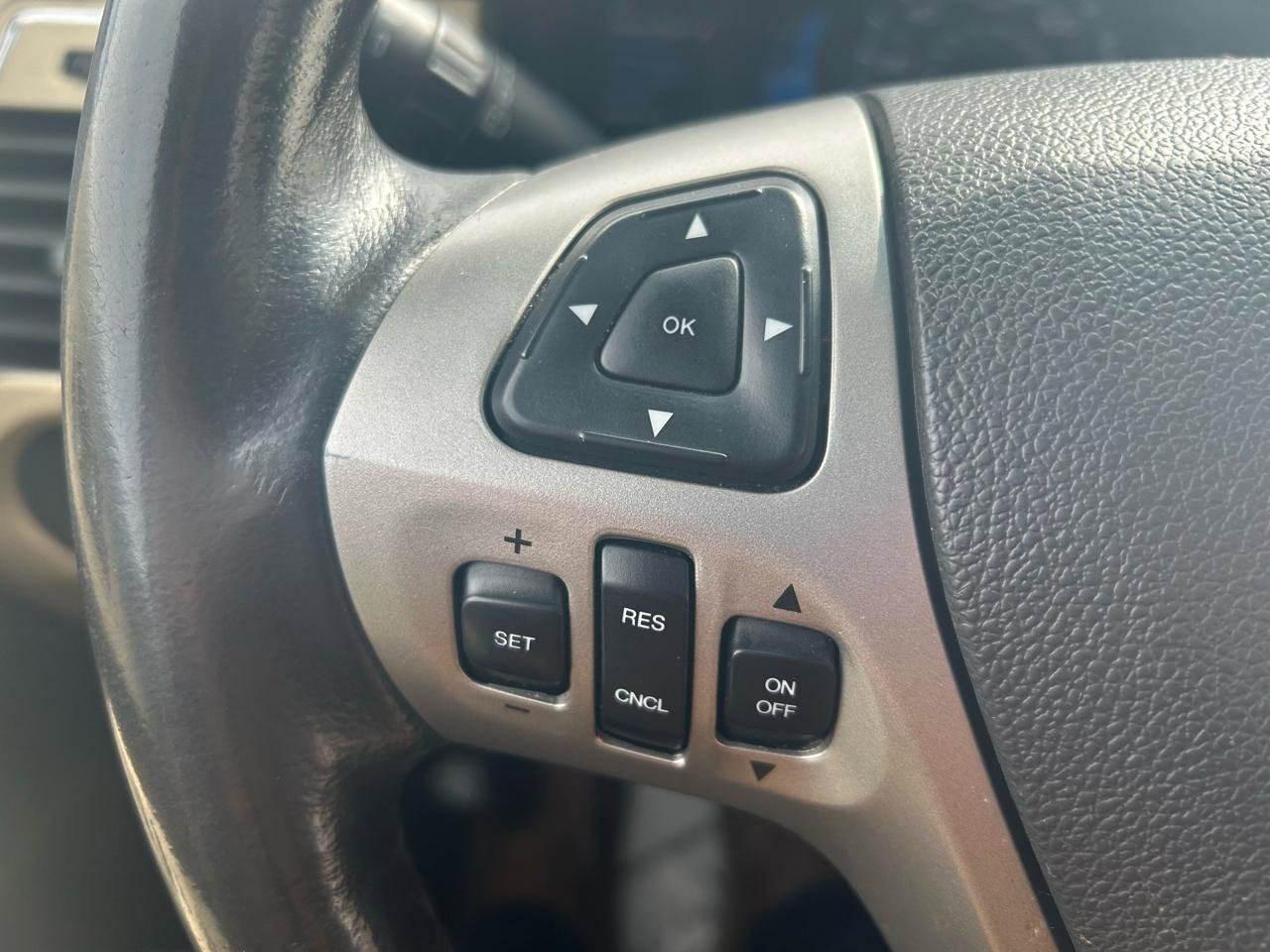 Used 2014 Ford Flex SEL w/ Class III Trailer Tow Package image 19