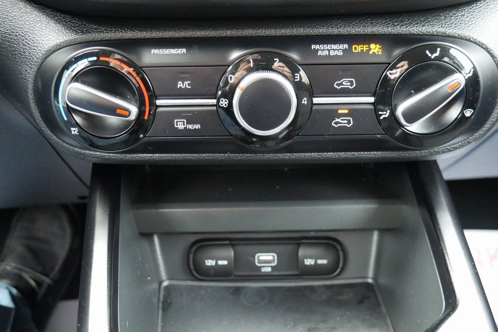 Used 2021 Kia Soul S image 17