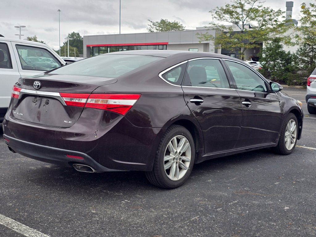 Used 2014 Toyota Avalon XLE FWD image 7