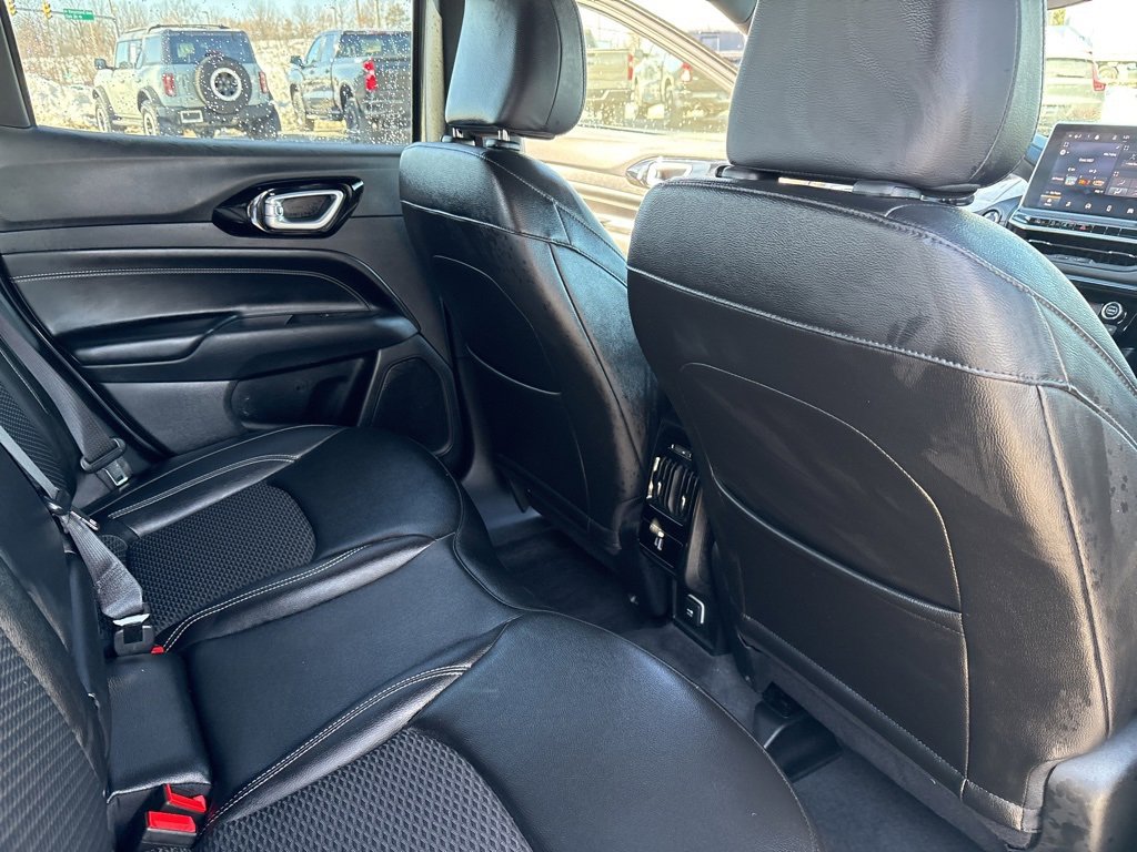 Used 2023 Jeep Compass Altitude w/ Convenience Group image 33