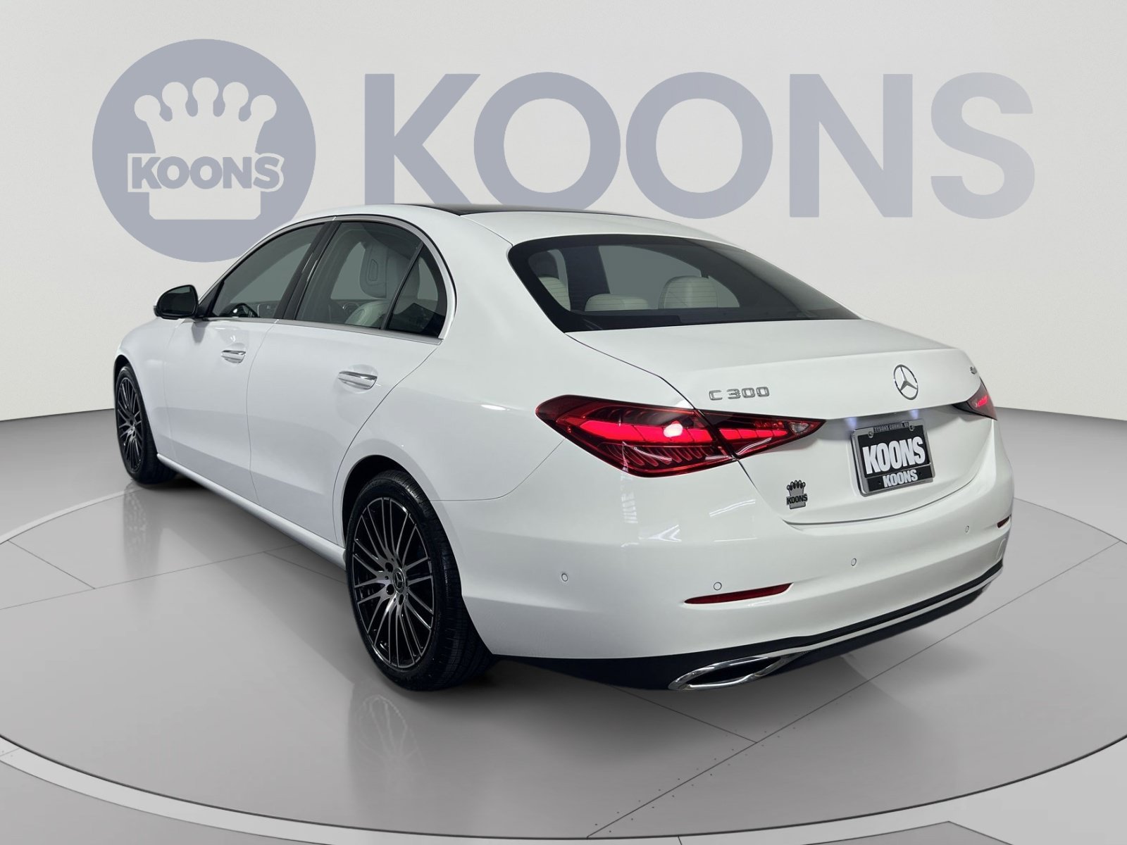 Used 2025 Mercedes-Benz C 300 4MATIC Sedan image 8
