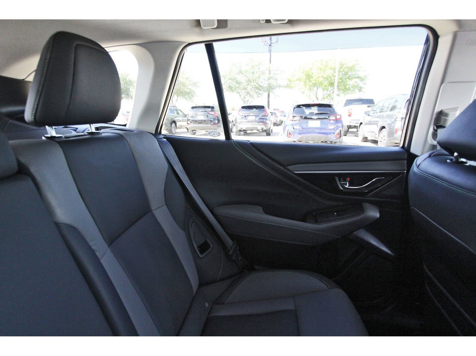 Certified 2025 Subaru Outback Onyx Edition image 12