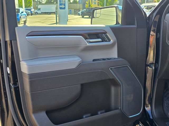 Used 2025 GMC Sierra 1500 SLT AWD/4WD image 27