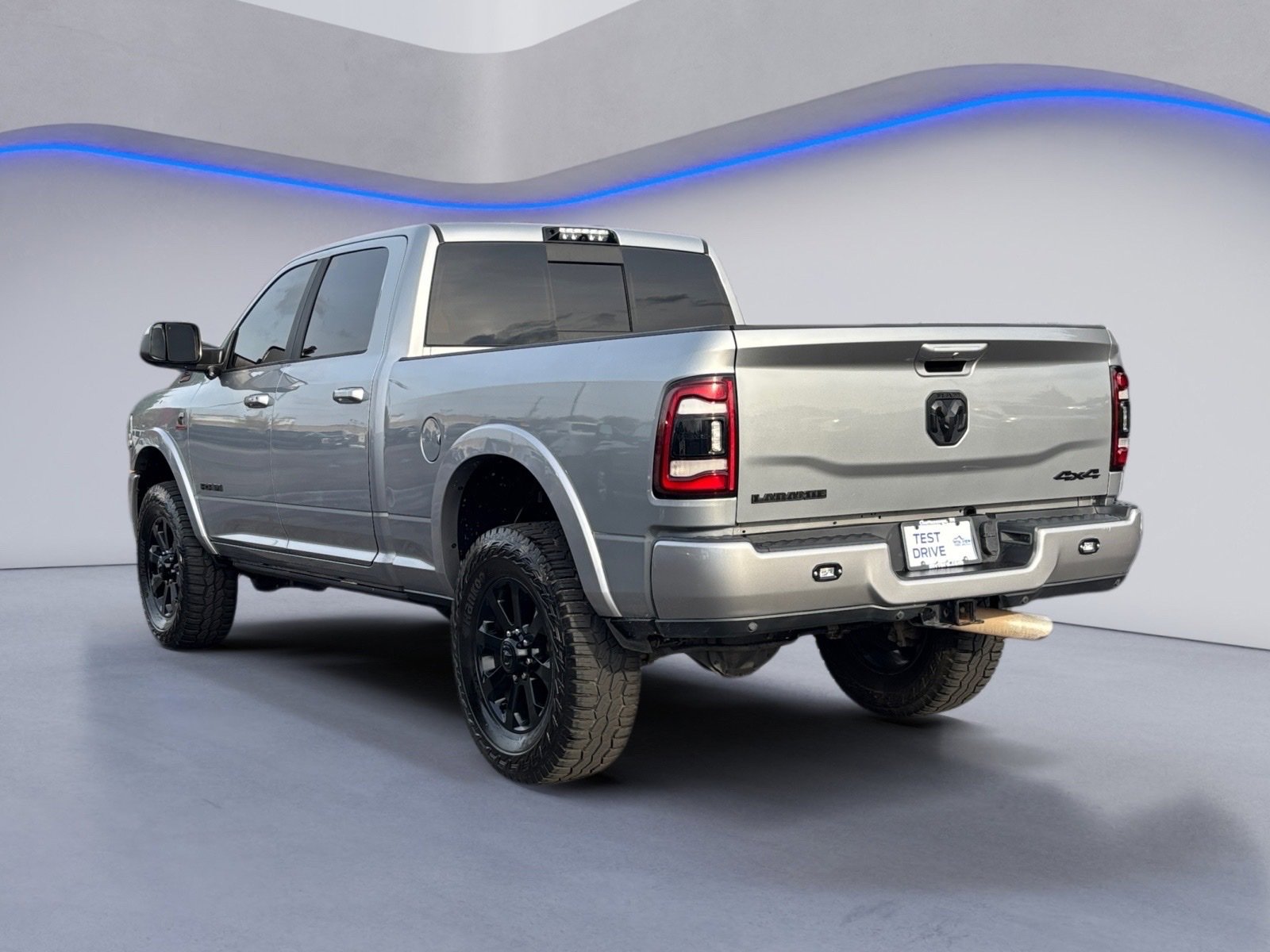 Used 2020 RAM 2500 Laramie w/ Night Edition image 11