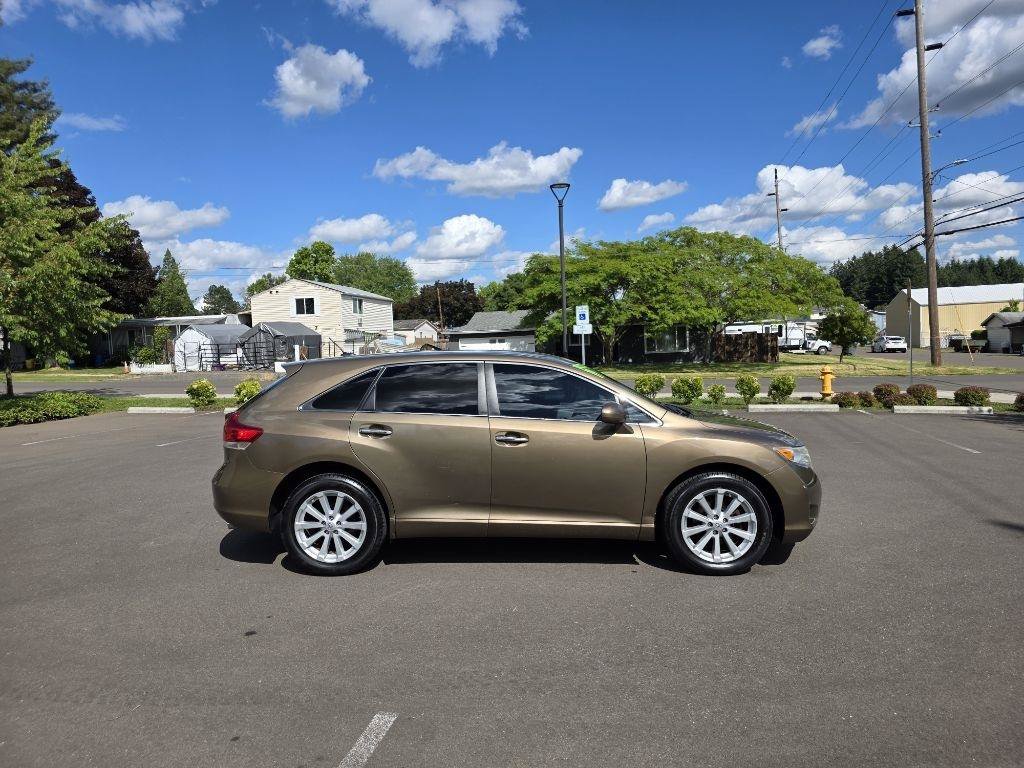 Used 2009 Toyota Venza FWD image 4