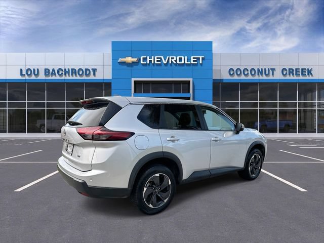 Used 2024 Nissan Rogue SV FWD image 8