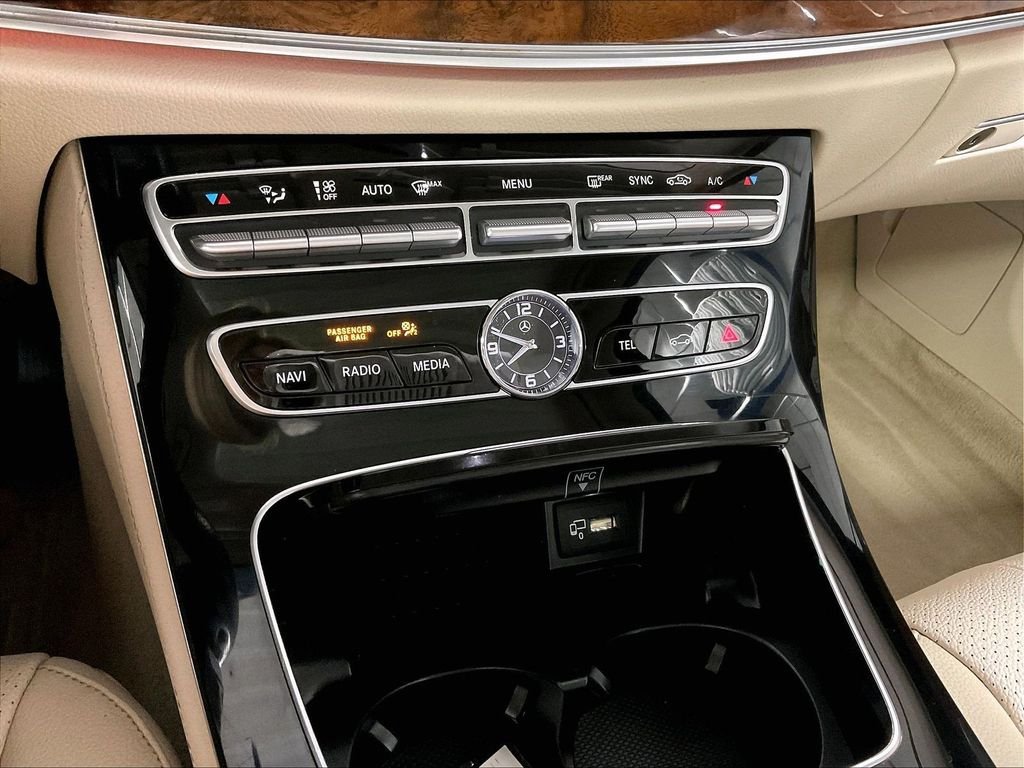 Used 2018 Mercedes-Benz E 400 4MATIC Wagon image 26
