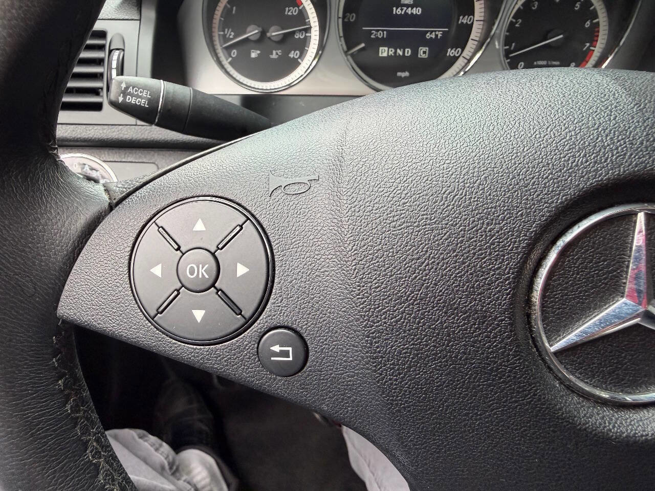 Used 2010 Mercedes-Benz C 300 Sedan image 28