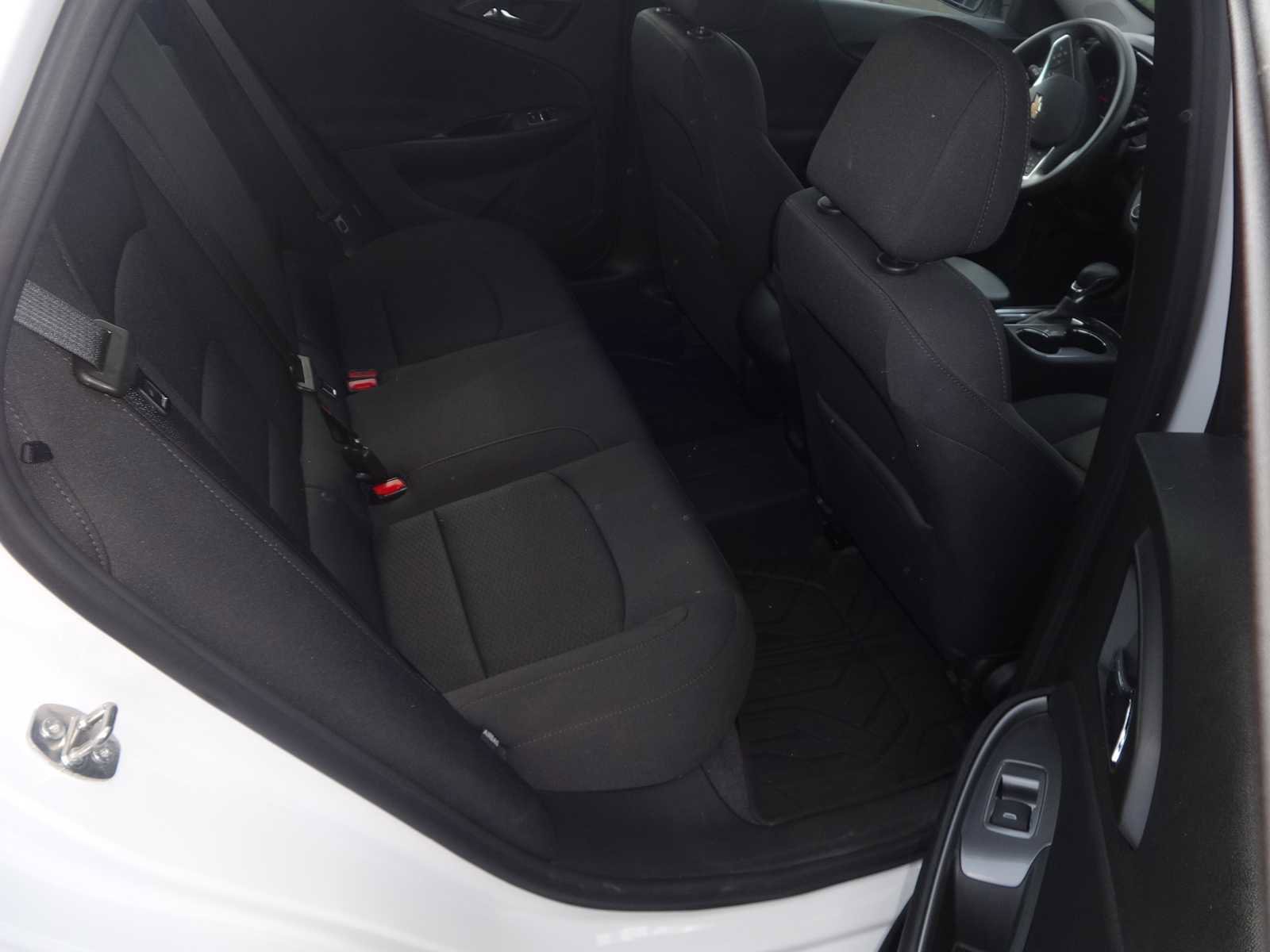 Used 2021 Chevrolet Malibu LS image 8