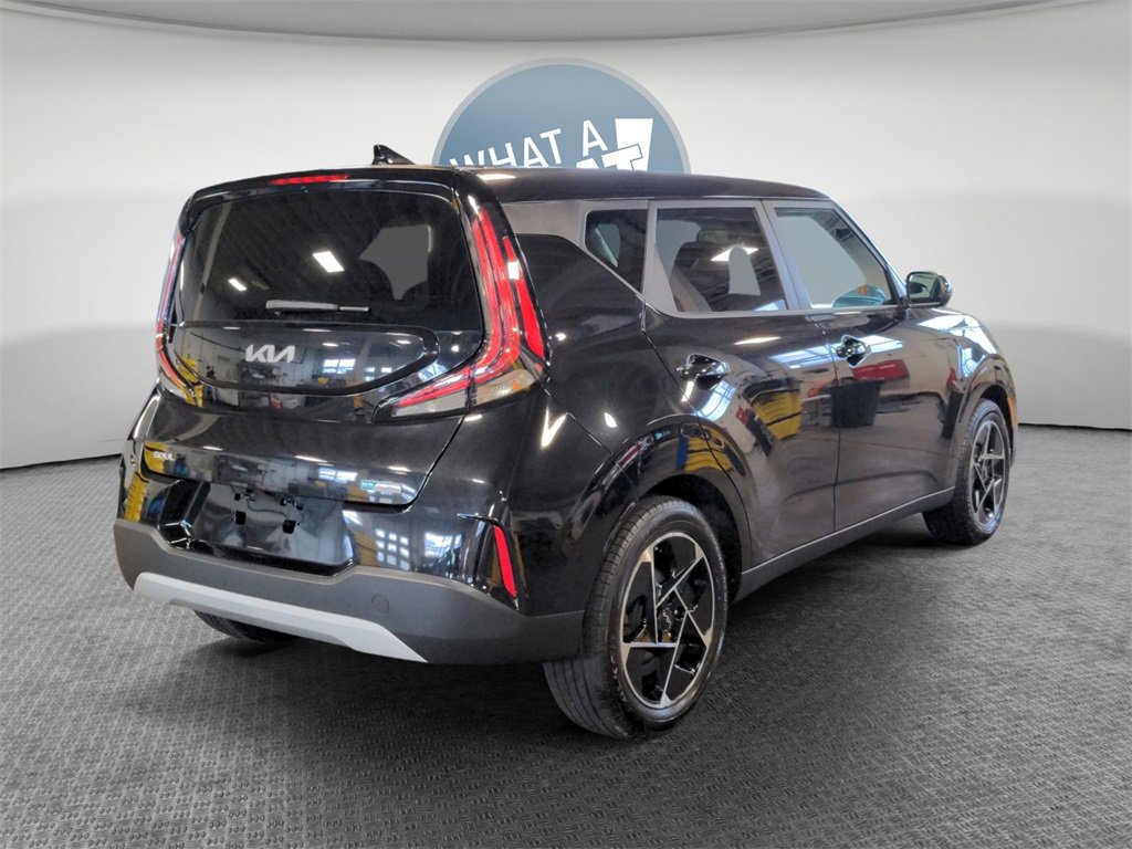 Used 2023 Kia Soul EX video 3