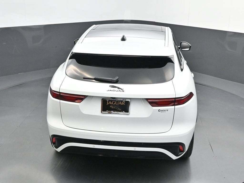 Certified 2024 Jaguar F-PACE R-Dynamic S AWD/4WD image 32