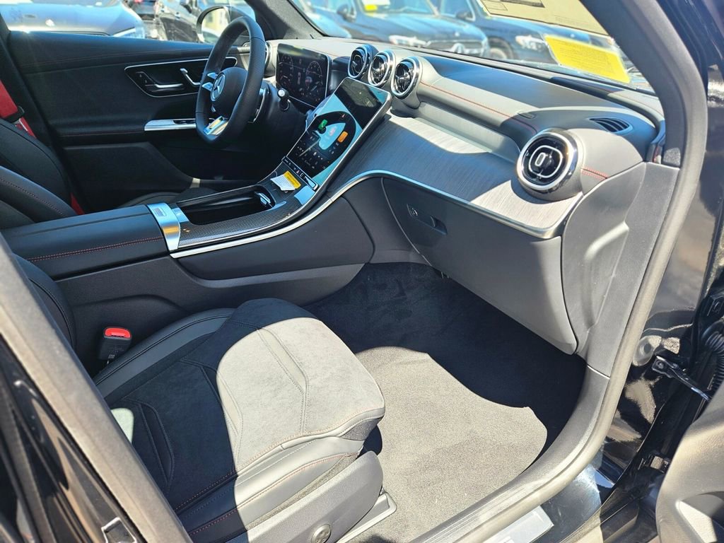 New 2026 Mercedes-Benz GLC 43 AMG 4MATIC image 9