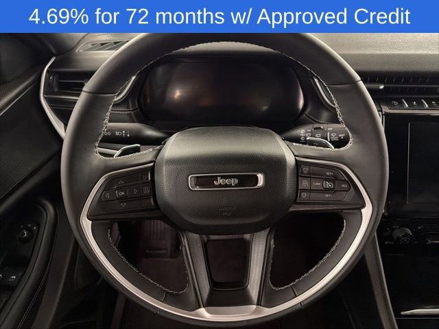 Used 2025 Jeep Grand Cherokee L Laredo image 20