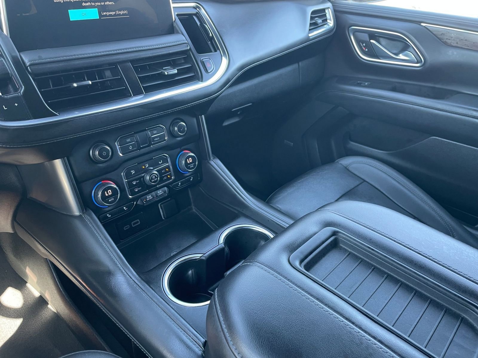 Used 2023 Chevrolet Tahoe LT w/ Luxury Package image 44