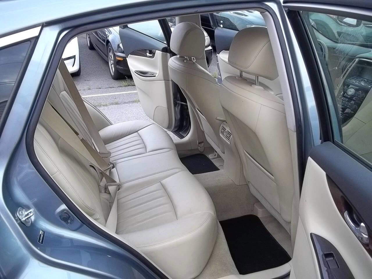 Used 2016 INFINITI QX50 AWD w/ Premium Plus Package image 11