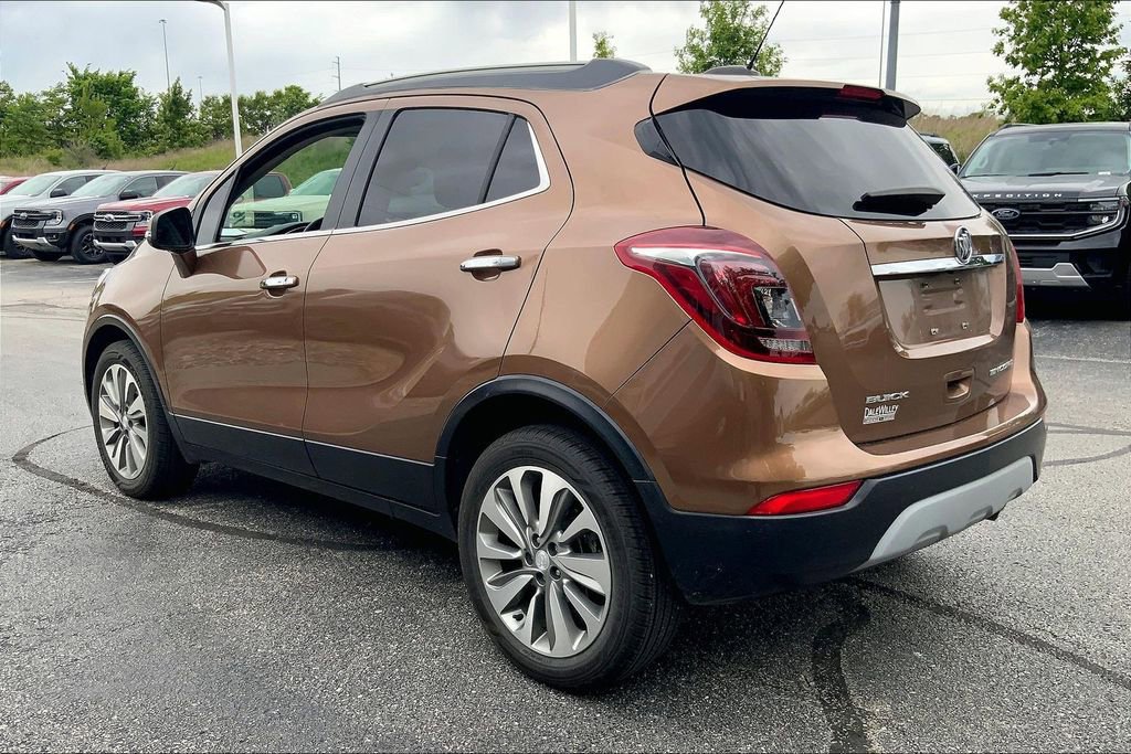Used 2017 Buick Encore Preferred FWD image 2