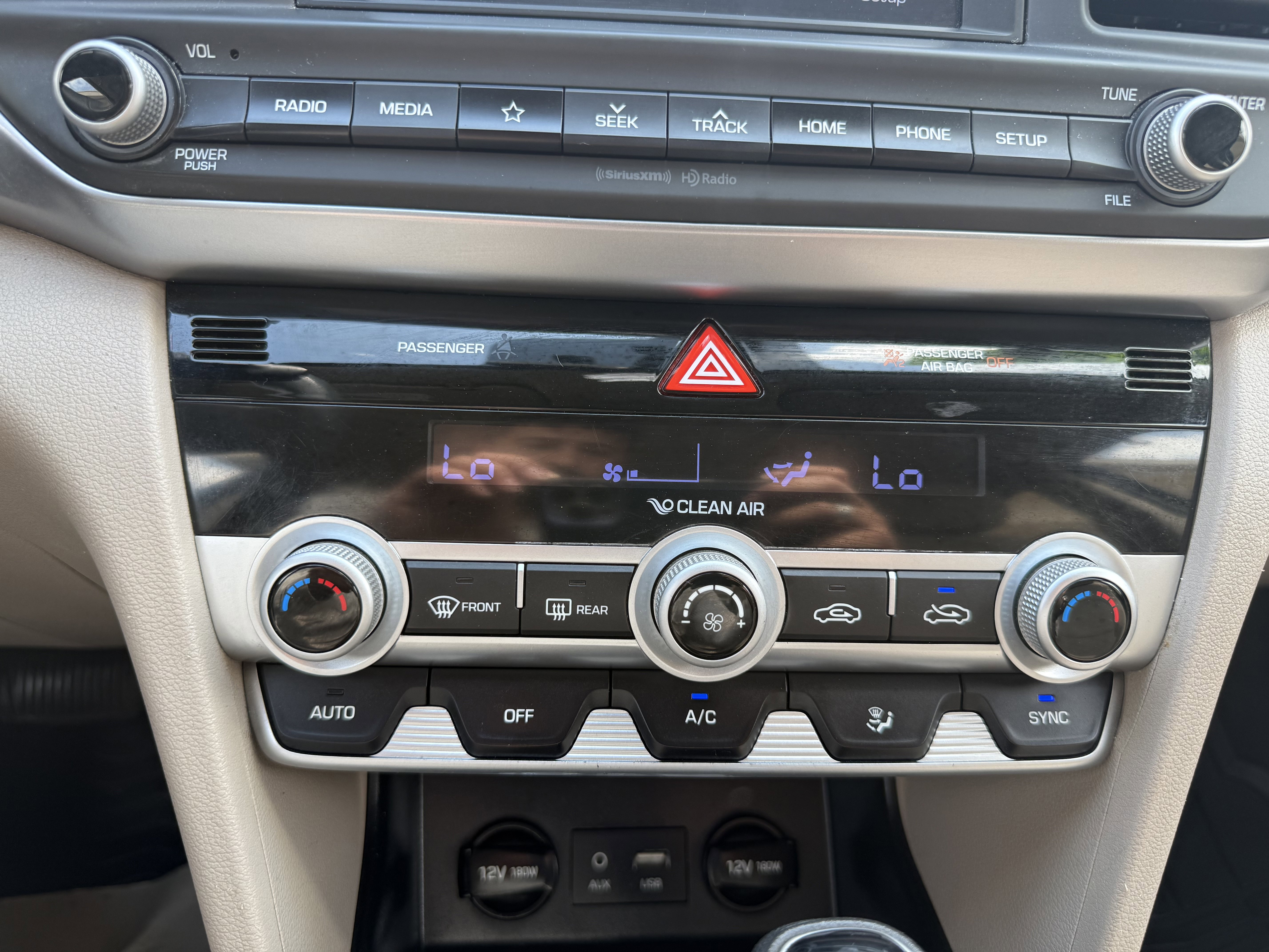 Used 2020 Hyundai Elantra SEL w/ Cargo Package (C1) FWD image 18
