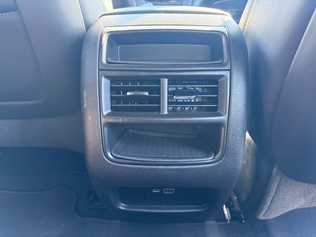 Used 2020 Cadillac XT5 Premium Luxury w/ LPO, Floor Liner Package FWD image 18
