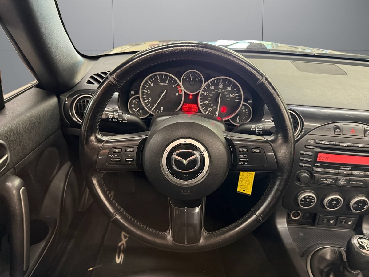 Used 2014 MAZDA MX-5 Miata Grand Touring RWD image 12