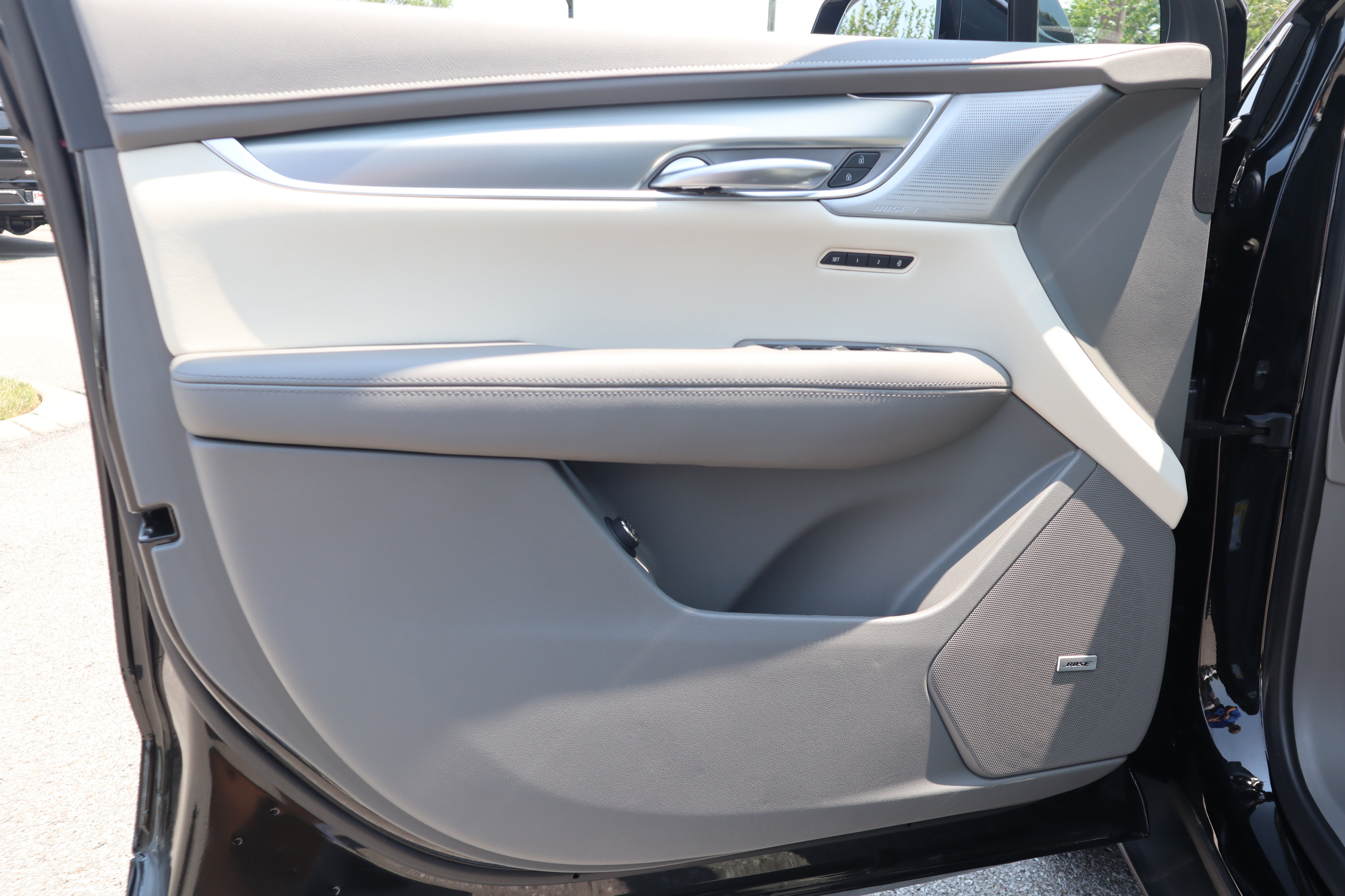 Used 2024 Cadillac XT5 Premium Luxury w/ Technology Package FWD image 24