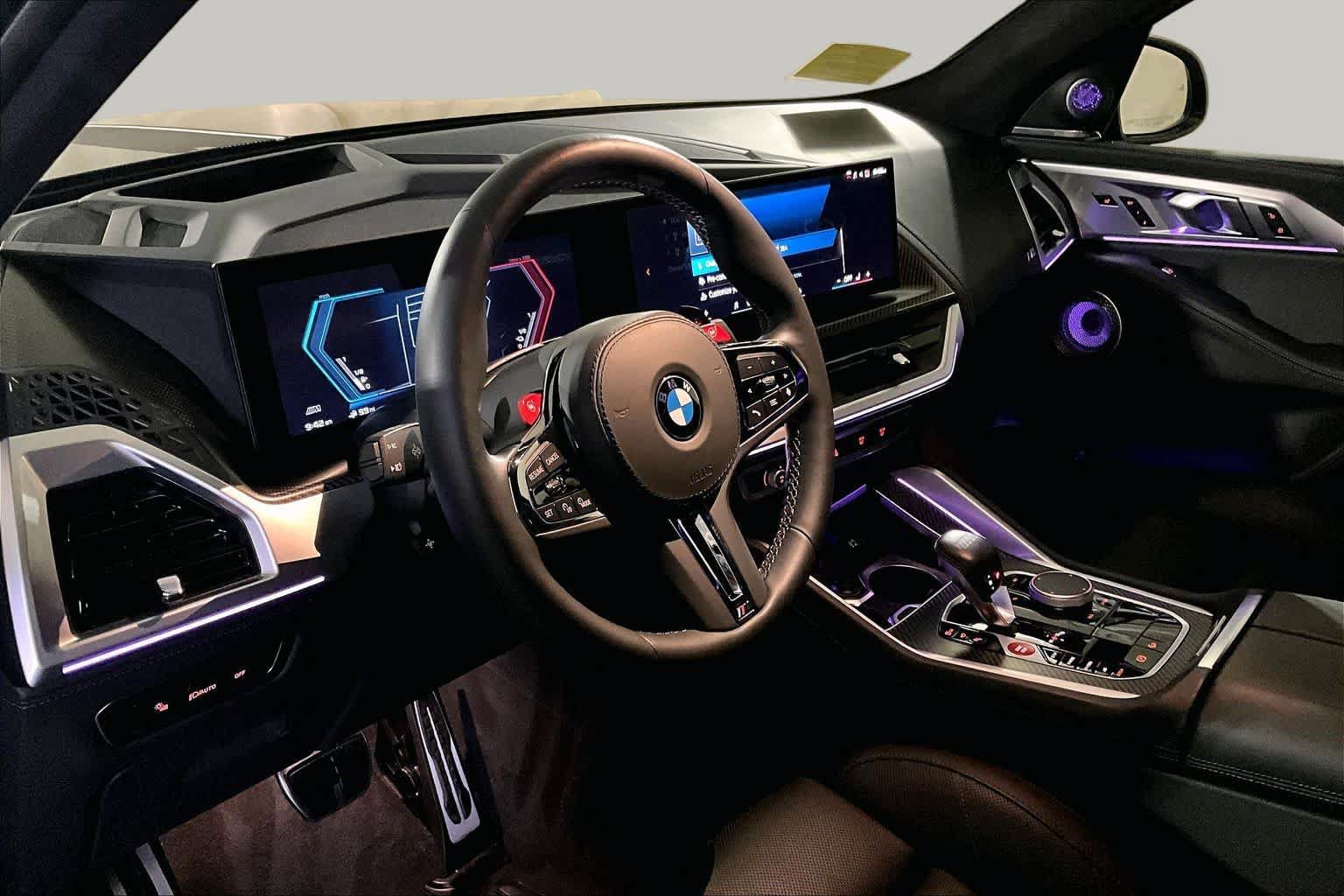 Certified 2025 BMW XM AWD/4WD image 16