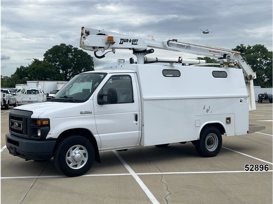 Used 2017 Ford E-350 and Econoline 350 Super Duty w/ Power Windows & Locks Group RWD image 1