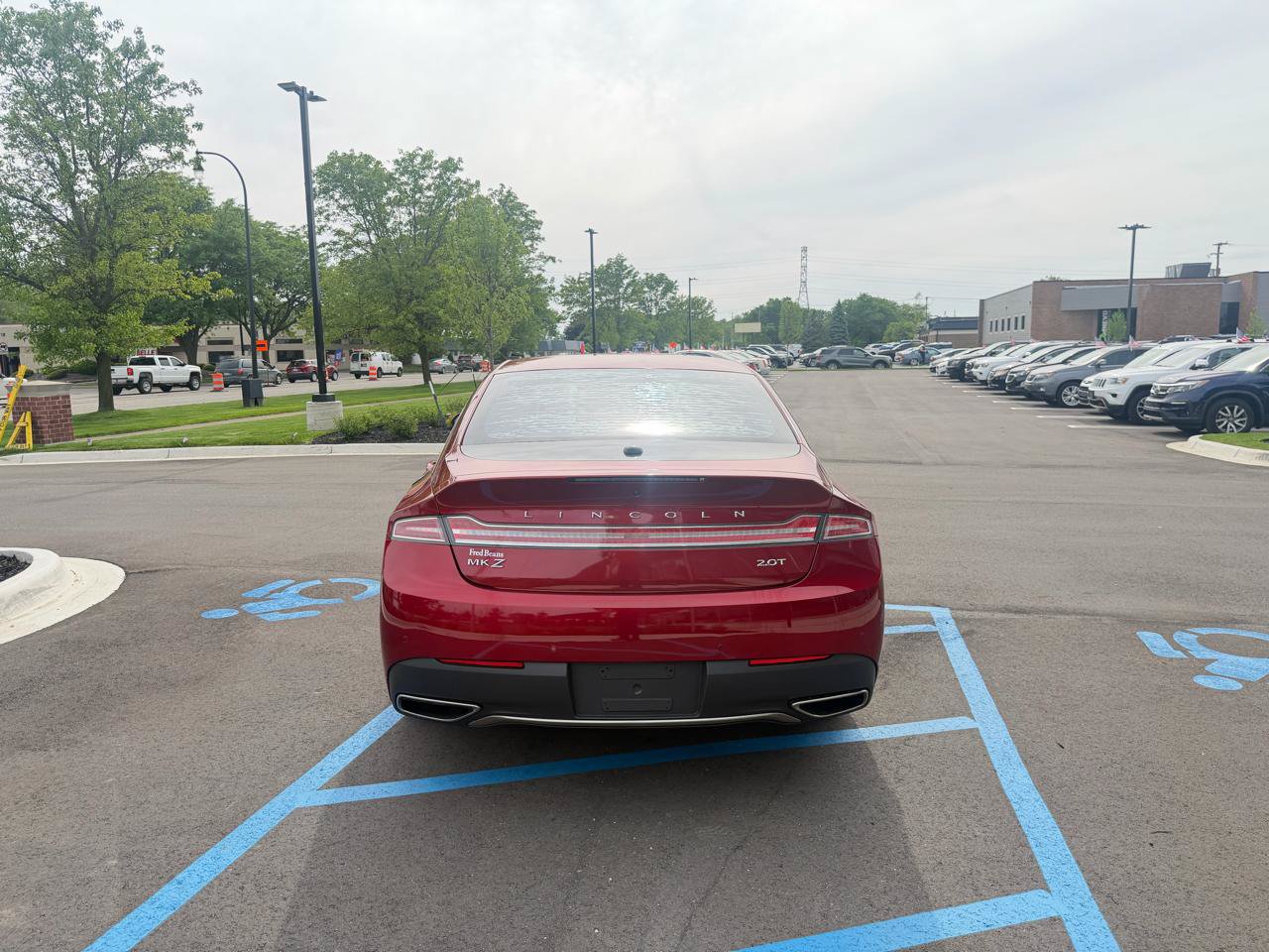 Used 2017 Lincoln MKZ Select w/ Select Plus Package FWD image 6