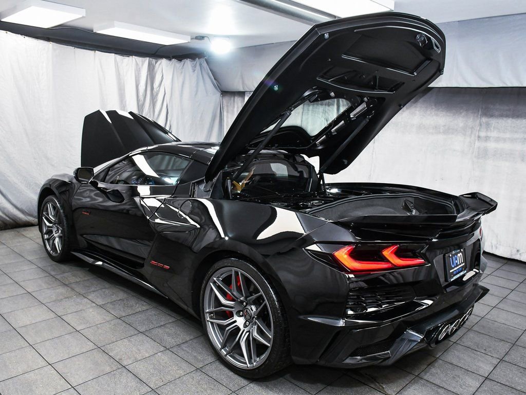 Used 2023 Chevrolet Corvette Z06 image 52
