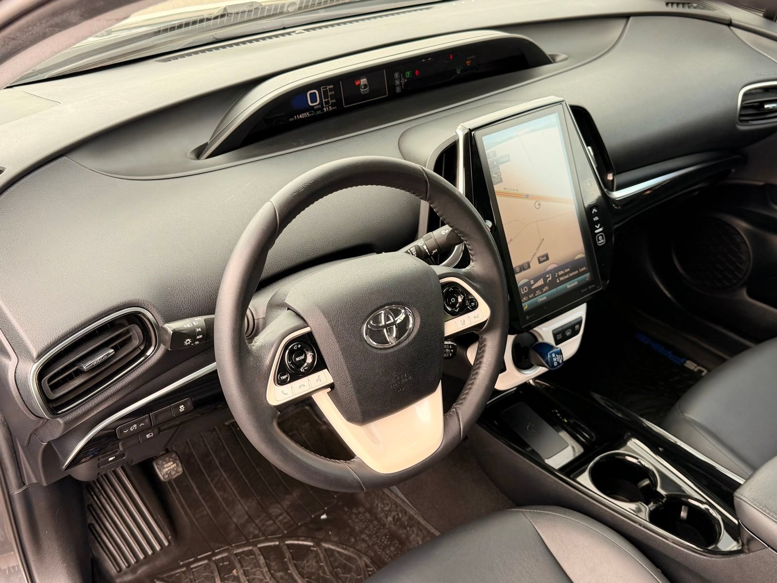 Used 2017 Toyota Prius Prime Premium FWD image 13